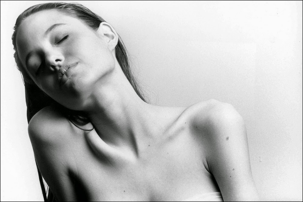 Angelina Jolie Nude Pix 105