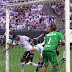 Corinthians vence o Vasco com gol irregular feito com " la mano de Jô "