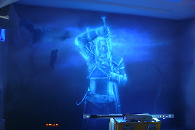 Mural UV Malowanie obrazu na ścianie farbami fluorescencyjnymi, obraz świecący w ciemności, mural UV black light