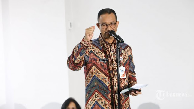 Foto Bersama Pengusaha Kelab Malam Beredar di Media Sosial, Begini Penjelasan Anies Baswedan Foto Bersama Pengusaha Kelab Malam Beredar di Media Sosial, Begini Penjelasan Anies Baswedan