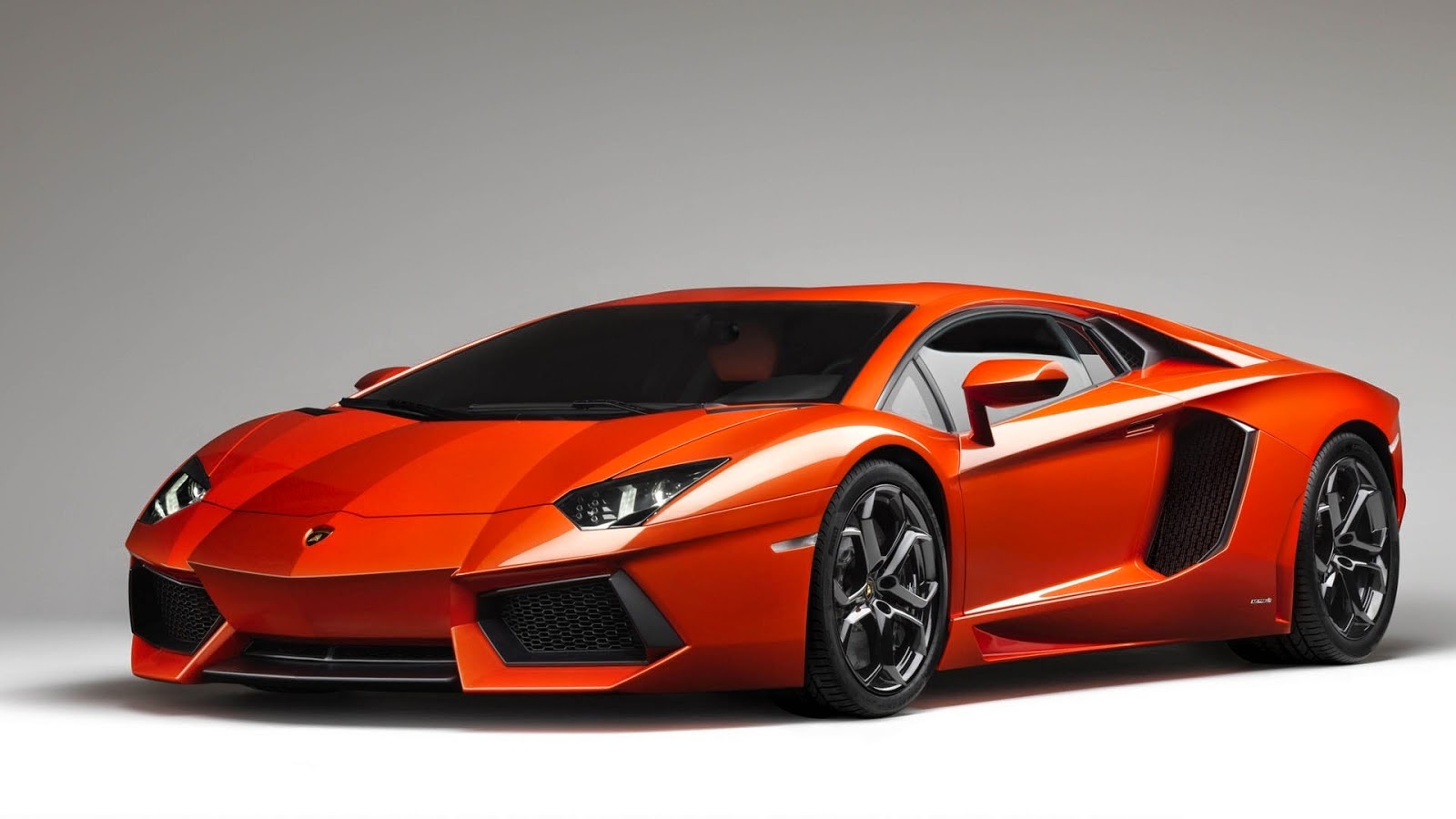 Kumpulan Foto Mobil Lamborghini Super Keren Terbaru Modif Motor