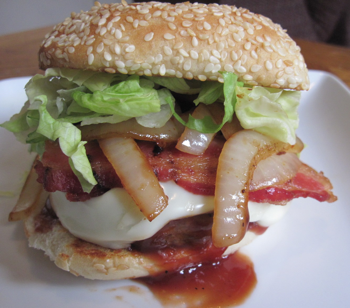 Cooking Stuff Barbecue, Bacon Cheeseburger with Chipotle Onions