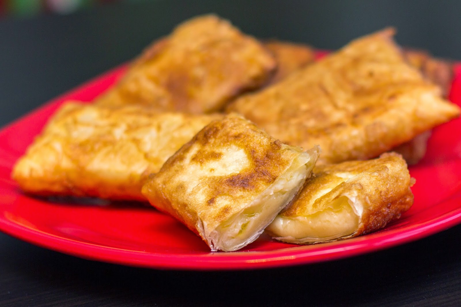 No Diets Allowed: Паниран кашкавал в кори за баница