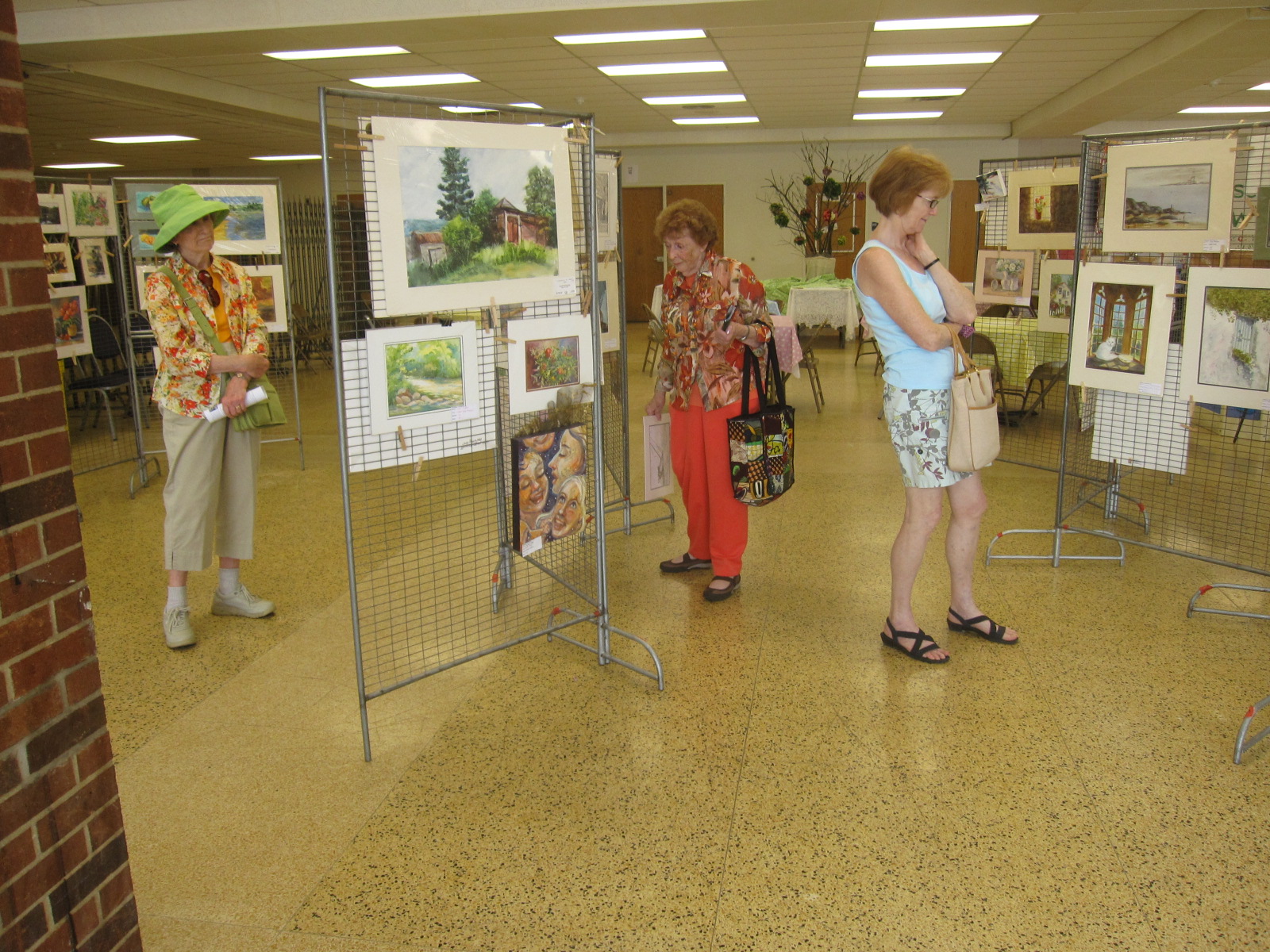 Hudson Society of Artists: Clothesline Art Show