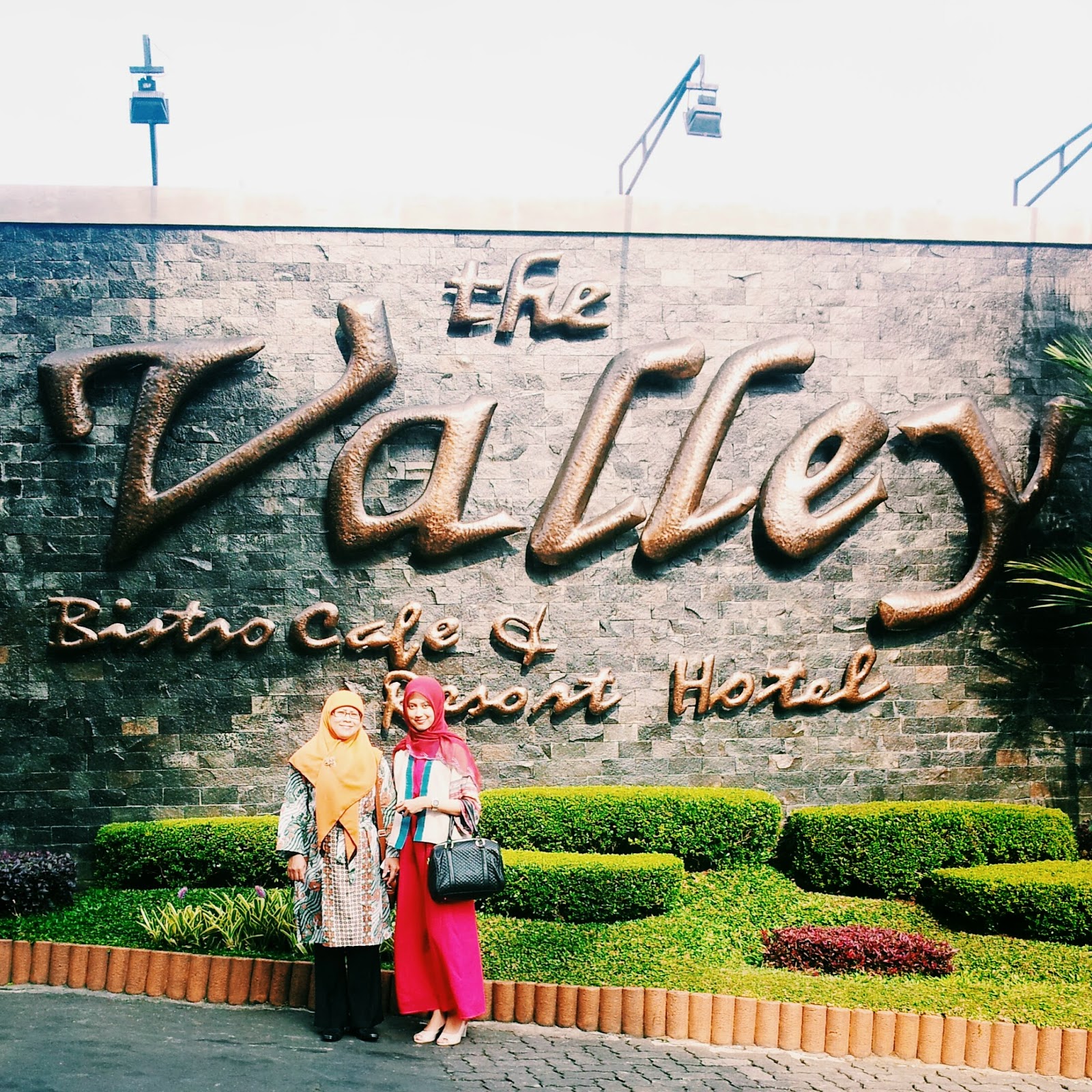 My Life Episodes The Valley Bistro Cafe