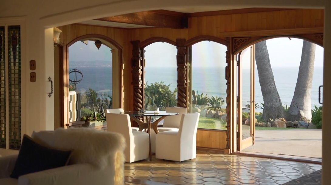 27 Interior Design Photos vs. 5270 Chelsea St, La Jolla, CA Luxury Home Tour