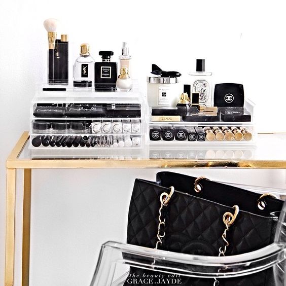 The Paper Mulberry DRESSING TABLE STORAGE