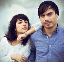 Lilly Wood e The Prick Lilly Wood e The Prick fazem sucesso com Prayer In C