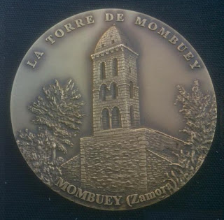 origine photo : https://www.todocoleccion.net/trofeos-y-medallas/loteria-humor-torre-mombuey-zamora~x118649640