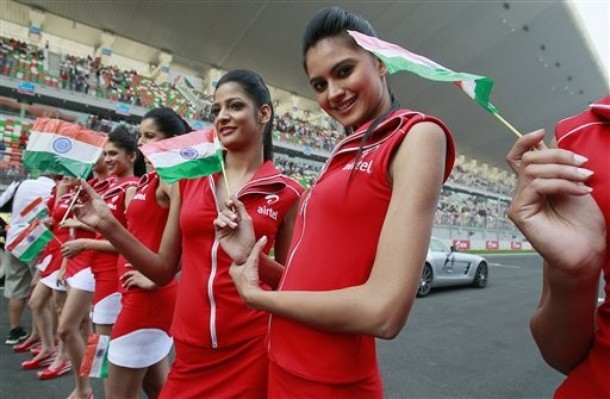 Indian-GP-Grid-Girls-5.jpg