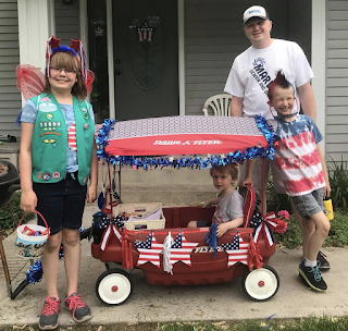 Graham Sedam, blog, thoughts, life, interests, family, parade, decorations, patriotic