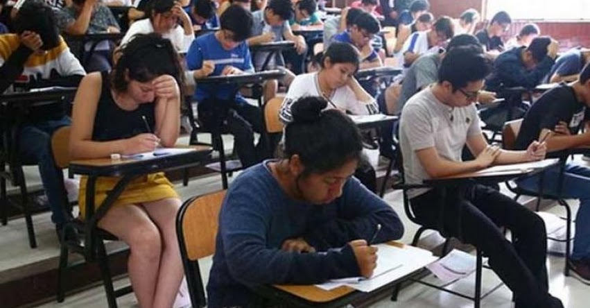 MINEDU sancionará a colegios privados que no informaron sobre sus costos a padres de familia MINEDU sancionará a colegios privados que no informaron sobre sus costos a padres de familia