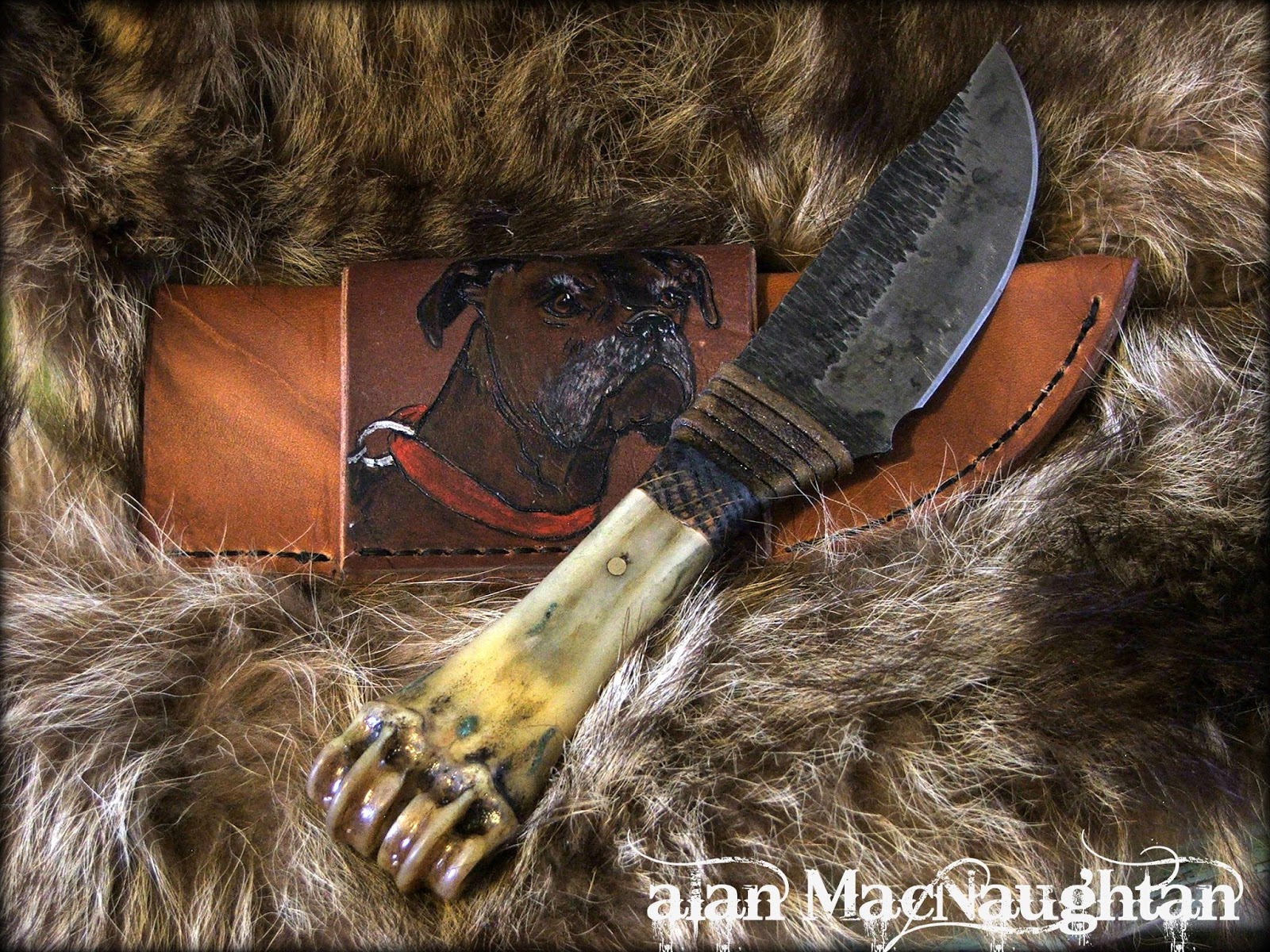 MacNaughtan Creations: Deer Bone Handle Knife