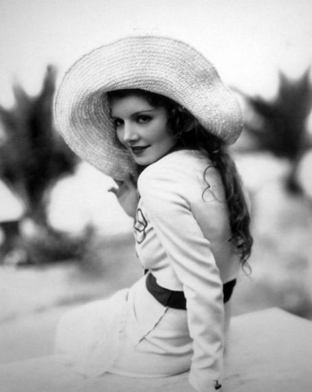Peggy Shannon, 1930s #30s #fashion #hat #1930s