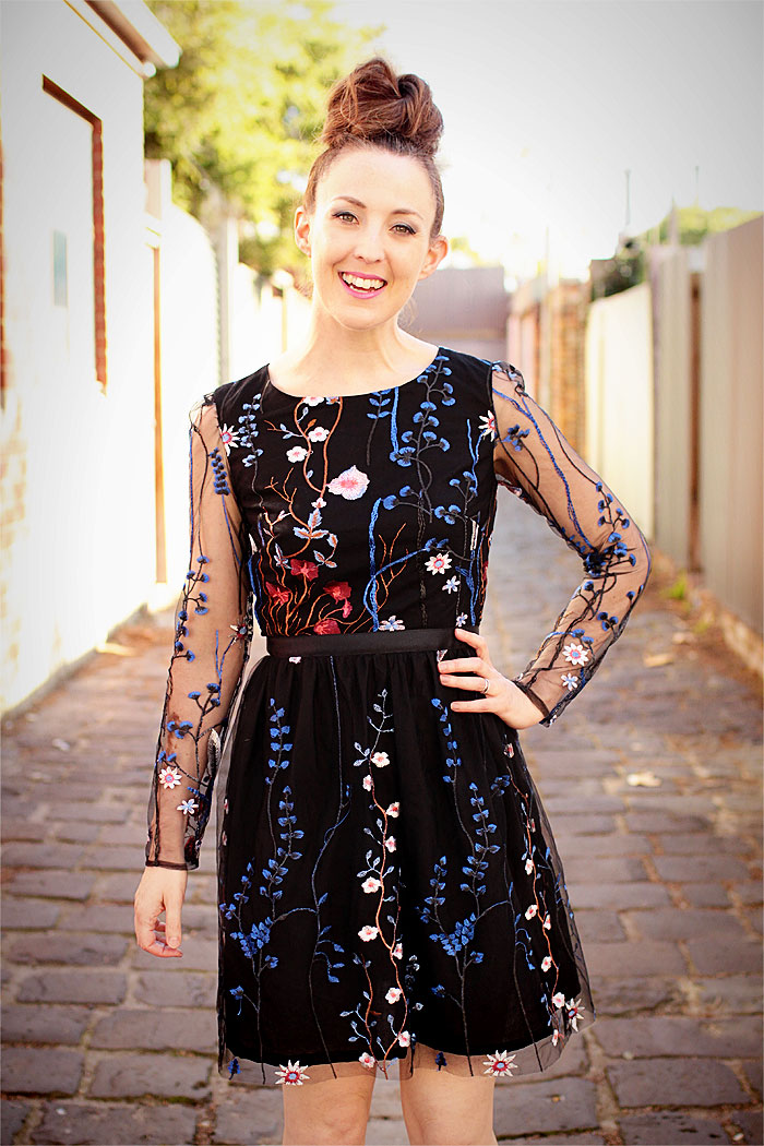 Jorth: Embroidered tulle dress using Butterick 6086