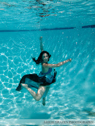 underwater photoshoot caroline test williard nadia nascimento