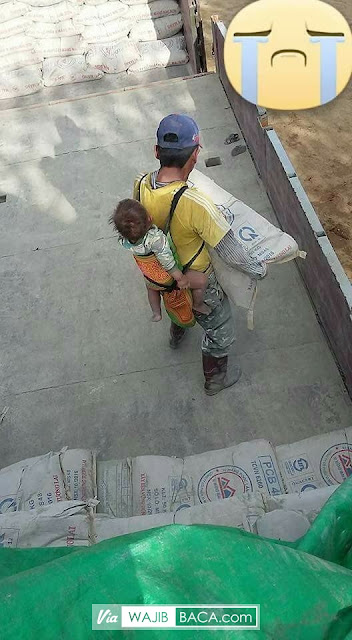 Menjadi Orang Tua Tunggal, Seperti Inilah Pengorbanan Seoang Ayah Untuk Anak Tercinta-nya Menjadi Orang Tua Tunggal, Seperti Inilah Pengorbanan Seoang Ayah Untuk Anak Tercinta-nya