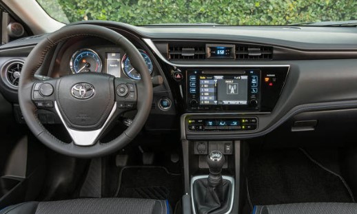 2018 Toyota Corolla XLE review with specs, horsepower and price 2018 Toyota Corolla XLE review with specs, horsepower and price