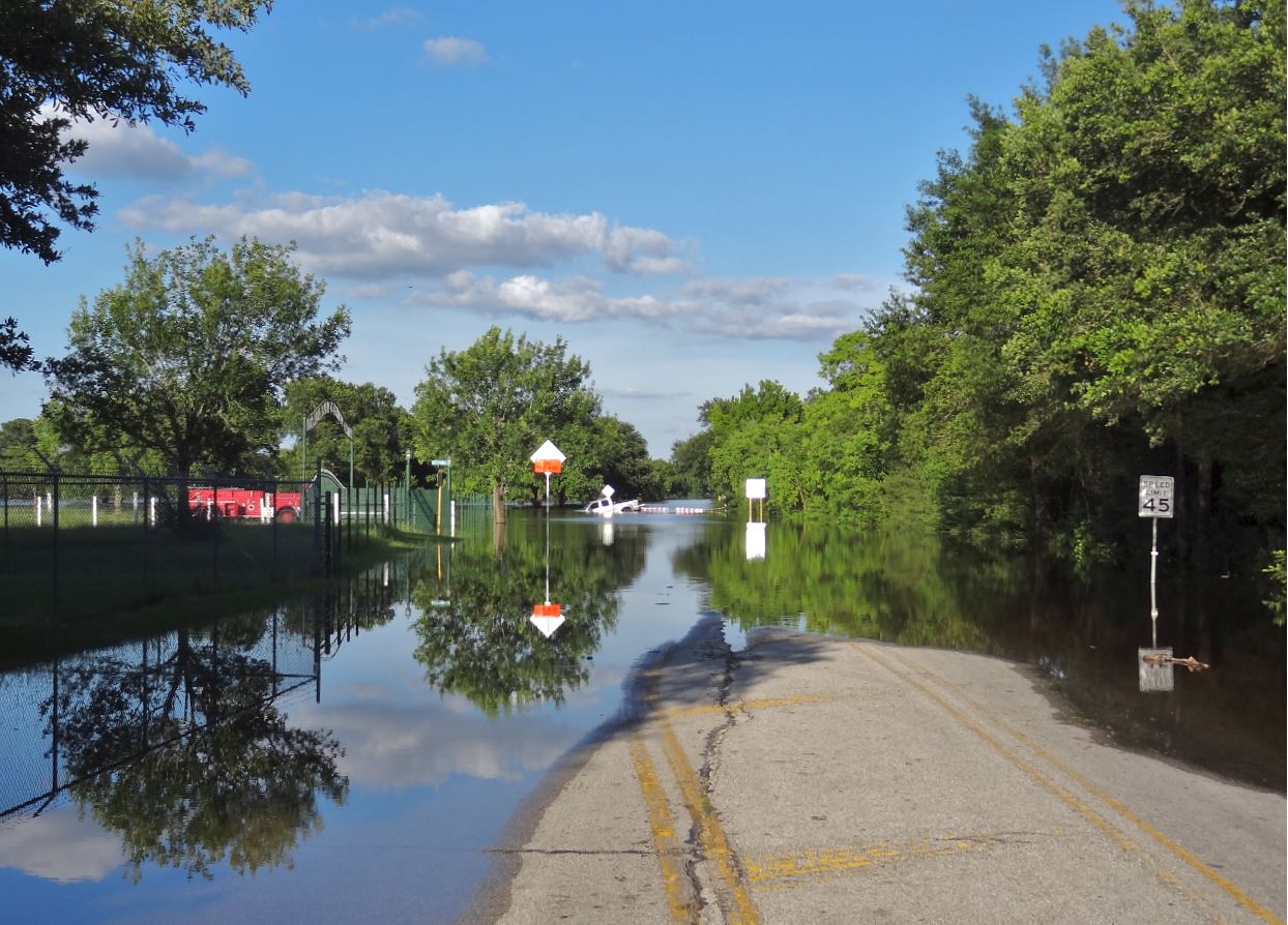 HTownWest Photo Blog Bear Creek Pioneers Park under water (May 31