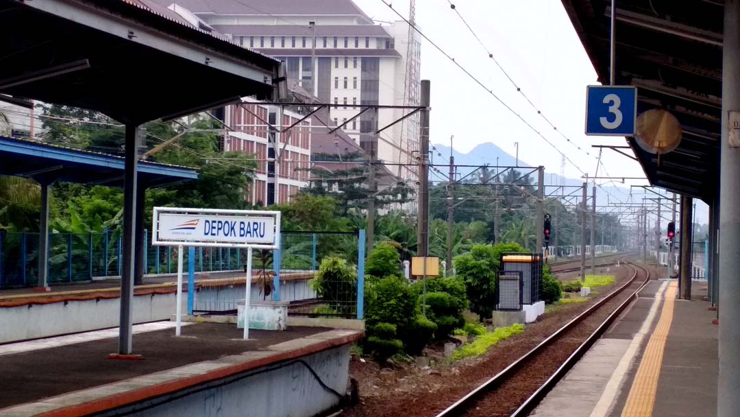 Foto Stadebar - Stasiun Depok Baru Foto Stadebar - Stasiun Depok Baru