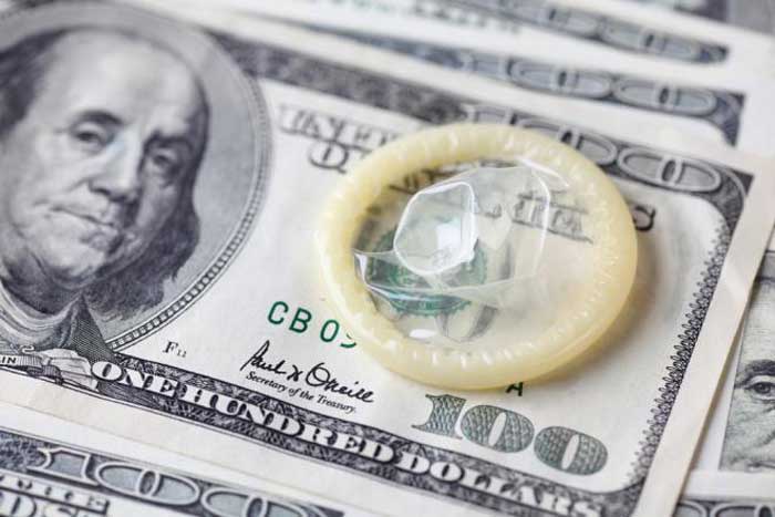 The Effect of Sexual Activity on Wages The Effect of Sexual Activity on Wages