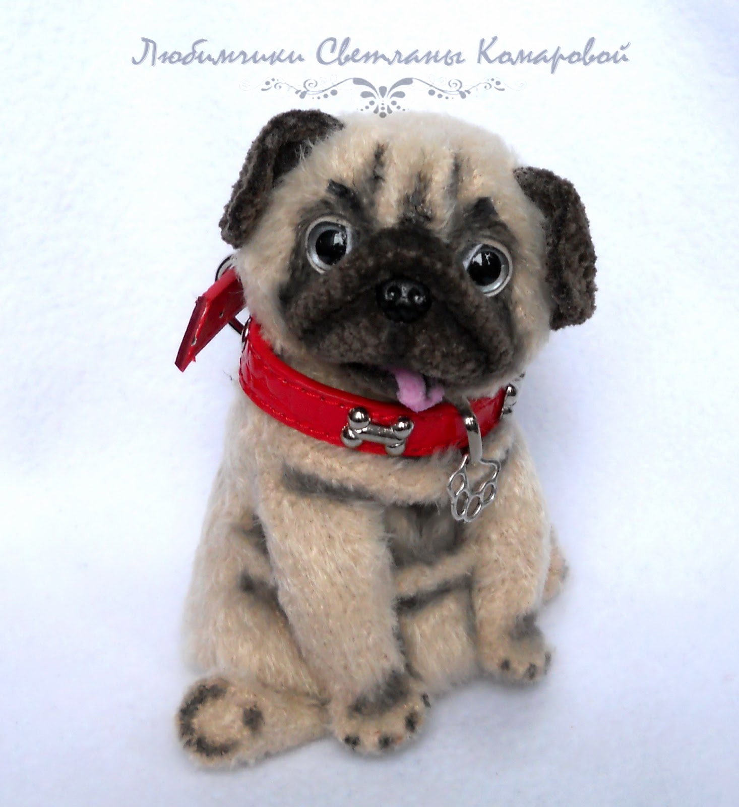 Мопс патрик крючком. Вязаный мопс амигуруми. Амигуруми собачки мопсы. Наталья загребина мк мопс. Вязаный мопс.