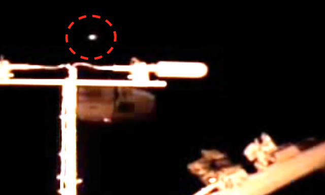 UFO News ~ Two UFOs Do A Flyby On The Space Station and MORE UFO%252C%2BUFOs%252C%2BJustin%2BBieber%252C%2Bomni%252C%2Bsighting%252C%2Bsightings%252C%2Bspace%2Bstation%252C%2Baztec%252C%2Bstone%252C%2Bcarvings%252C%2Balien%252C%2Baliens%252C%2BET%252C%2Bevidence%252C%2Bproof%252C%2Bapril%252C%2BChina%252C%2BRussia%252C%2BAmerica%252C%2B