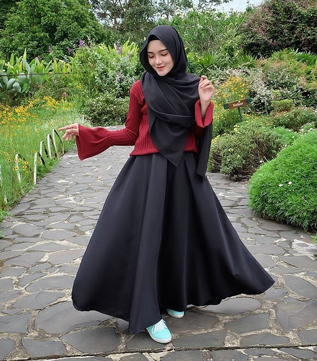 21 Model Baju Hijab Untuk Anak Kuliahan Dijamin 