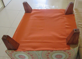 IMG 0039 - כורסה בפינת רחוב