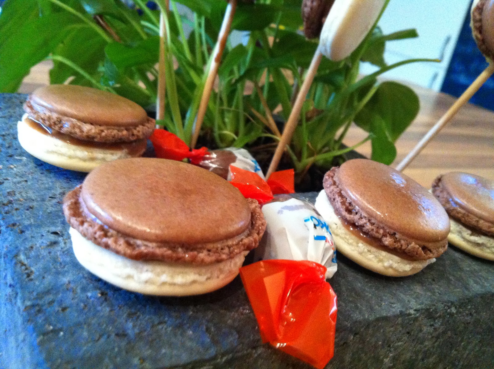 MACARONS AUX KINDER SCHOKO-BONS