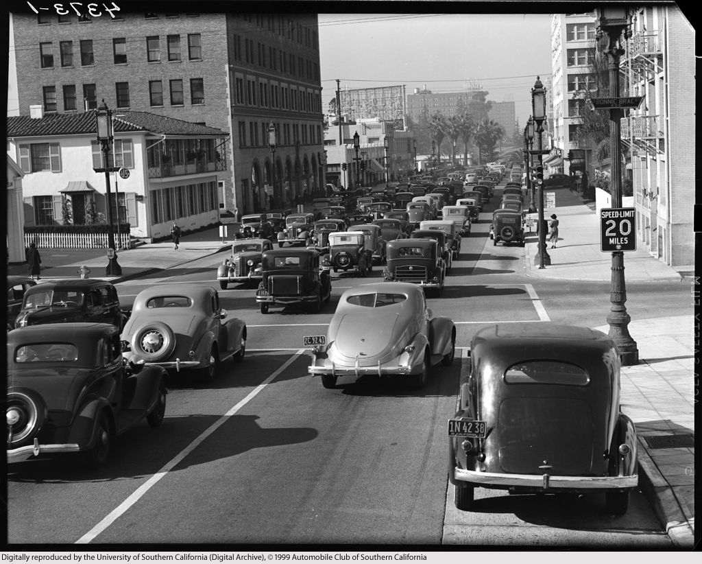 Wilshire Blvd., at Bonnie Brae, Westlake district, LA. 1937