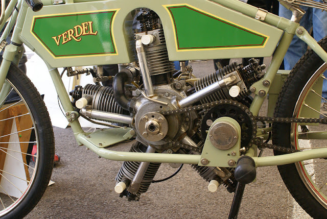 Verdel-5-cylinder-radial-engine-750cc-vintage-motorcycle-rare-motorcycle-www.hydro-carbons.blogspot.com-custom-motorcycles-exhaust-pipes