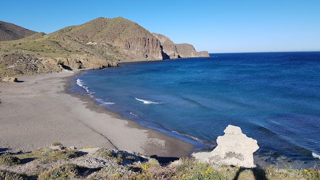 Cala del Peñón Blanco - La Isleta del Moro