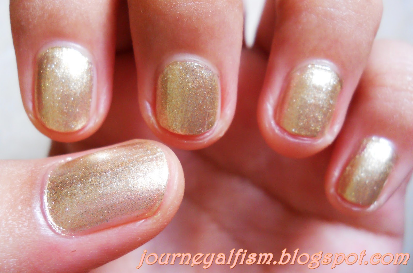 Journeyalfism [REVIEW] ORIFLAME VERY ME NAIL GRAFFITI BASE COAT DAN