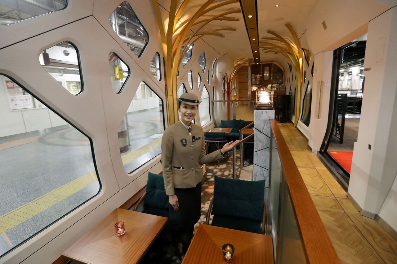 Photos Japanese luxury sleeper train costs only 10,000 one way