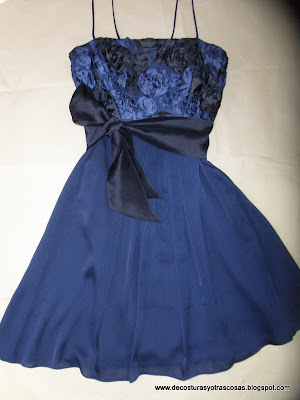 vestido-cóctel-azul