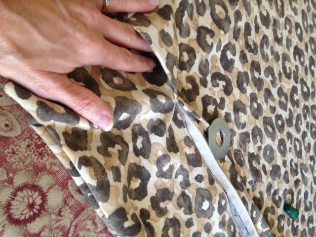 Just give me a needle!: Installing a zipper in a flanged pillow cover ...