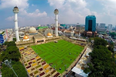 17 Taman yang Ada di Kota Bandung, Taman Jomlo?