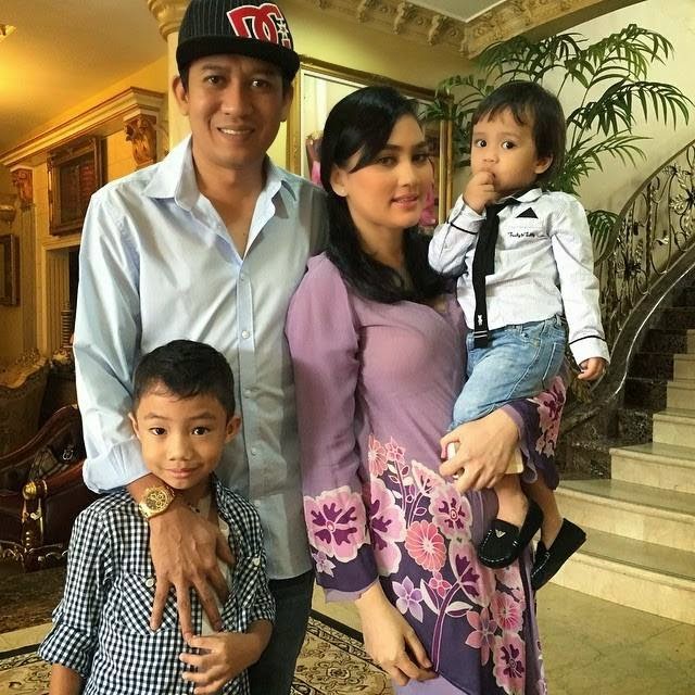 ( 10 Gambar) Fasha Sandha Bawa Anak Nora Danish Bercuti Di ...
Fasha Sandha Dan Nora Danish