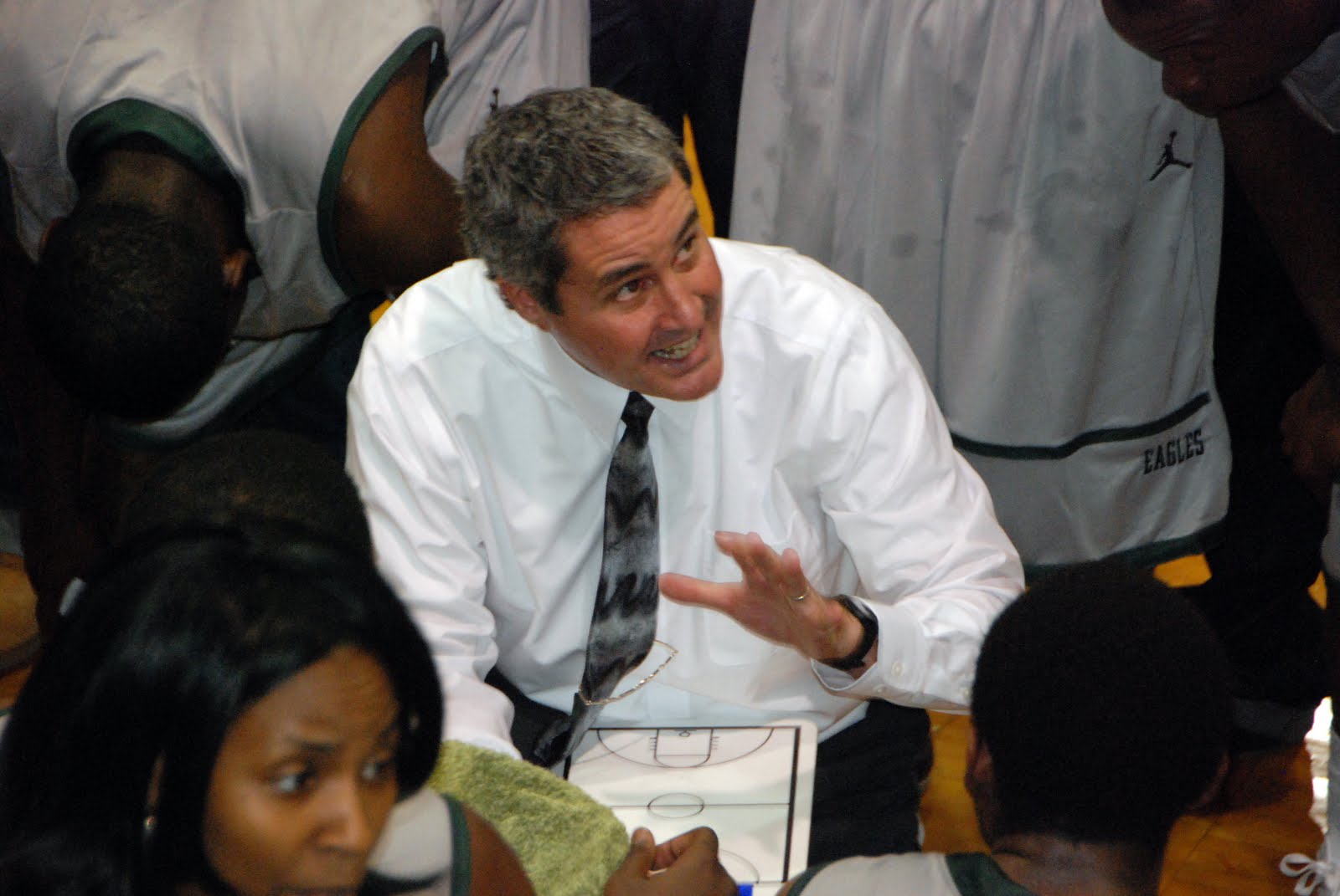 The MCC Athletics Blog WALKER STEPS DOWN AS MCC MEN’S BASKETBALL COACH