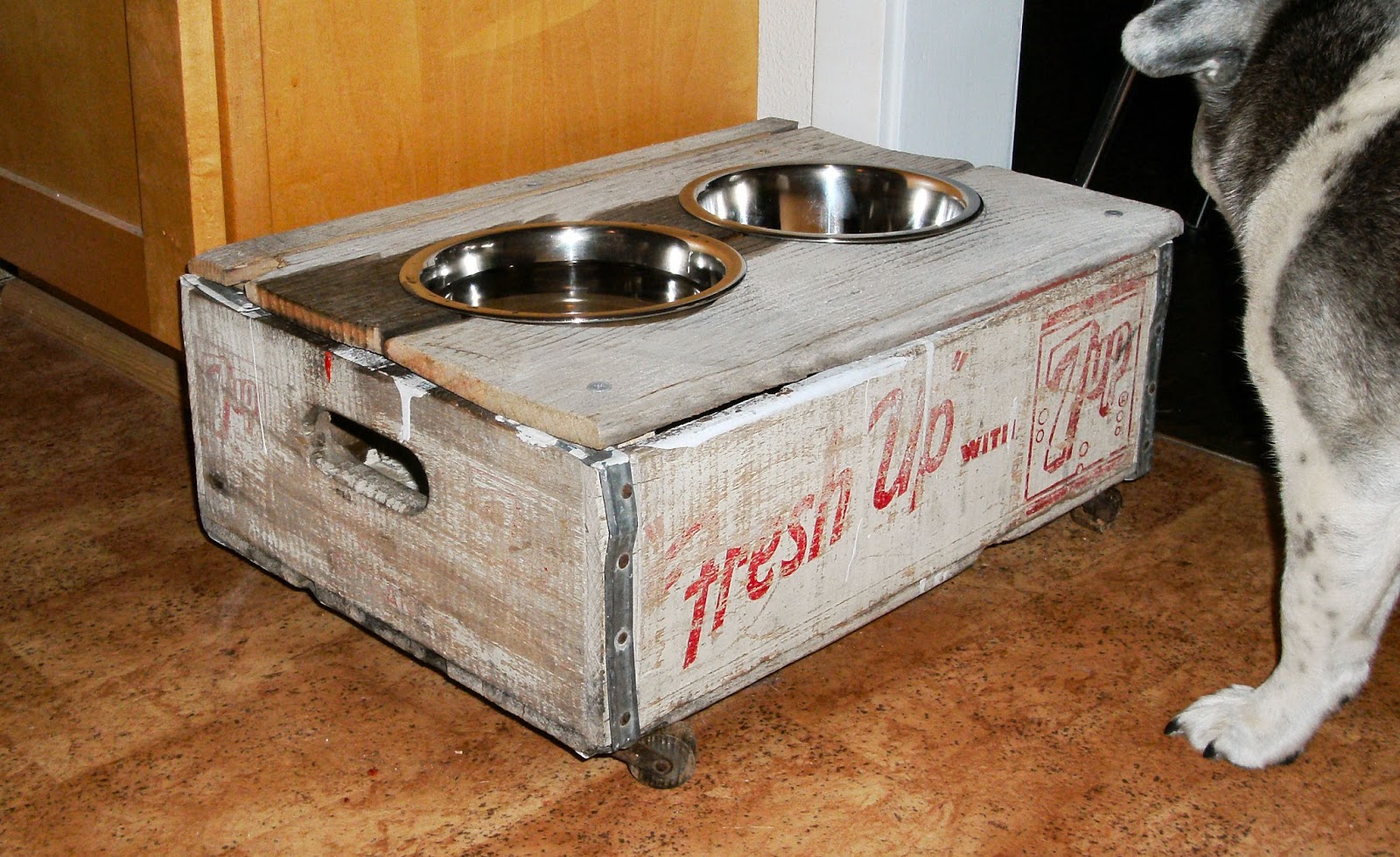 DIY Upcycled 7Up Crate to Dog Dish Holder Little Vintage Cottage