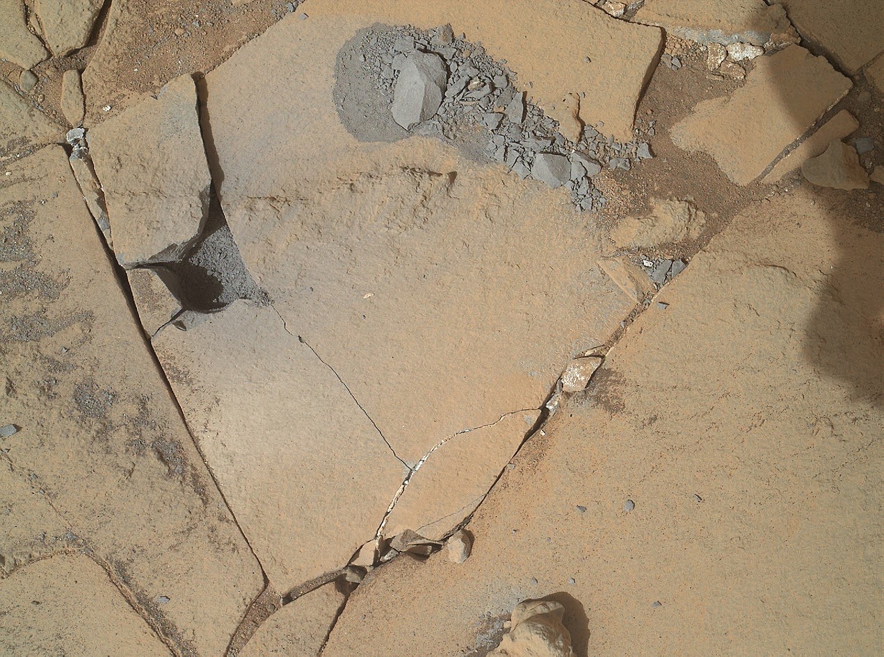 Трещины на поверхности. Mars Sample Return Mission Test. Broken Rock.