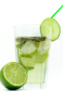 Health Benefits of Lemon Water health-benefits-of-drinking-lemon-water-daily