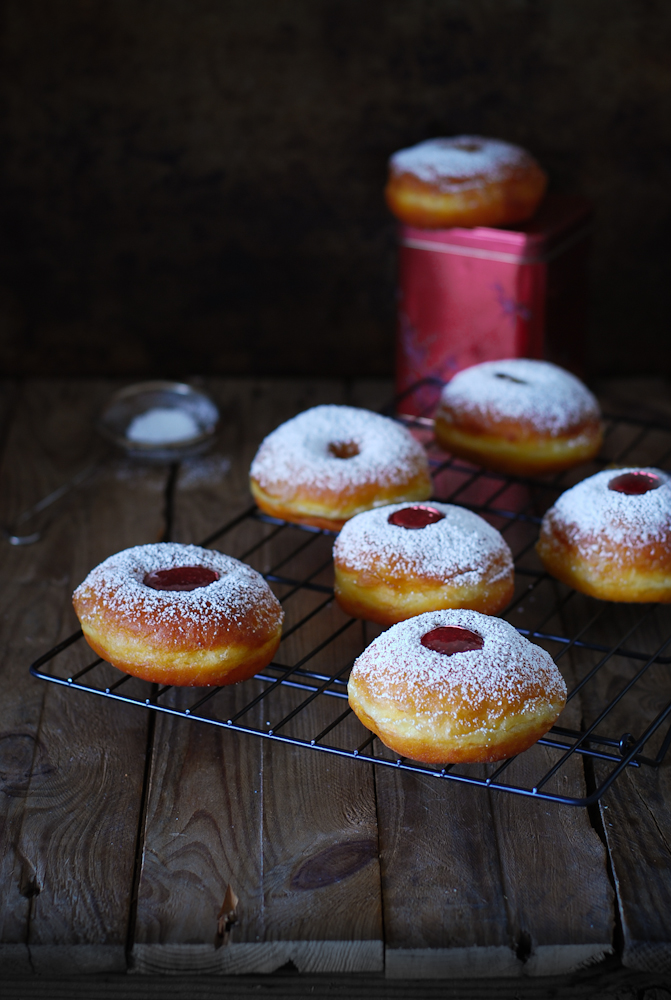 donuts-doughnut-bauemkrapfen-donuts-rellenos-fresa-dulces-bocados