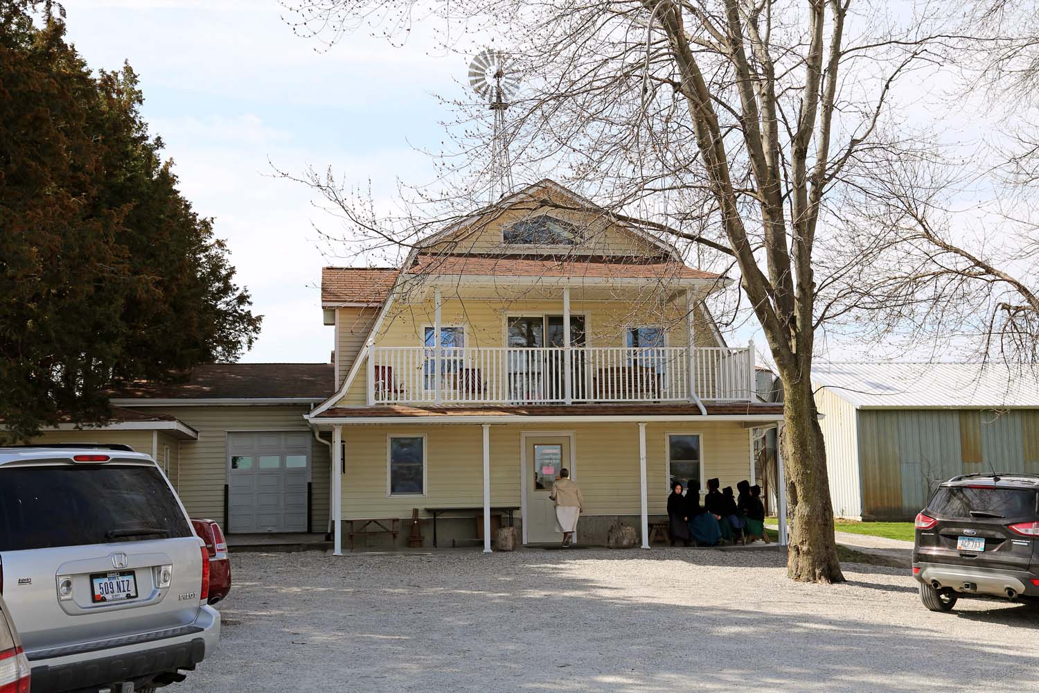 John and Sigrid's Adventures Iowa Kalona Day 2 4/26/2013