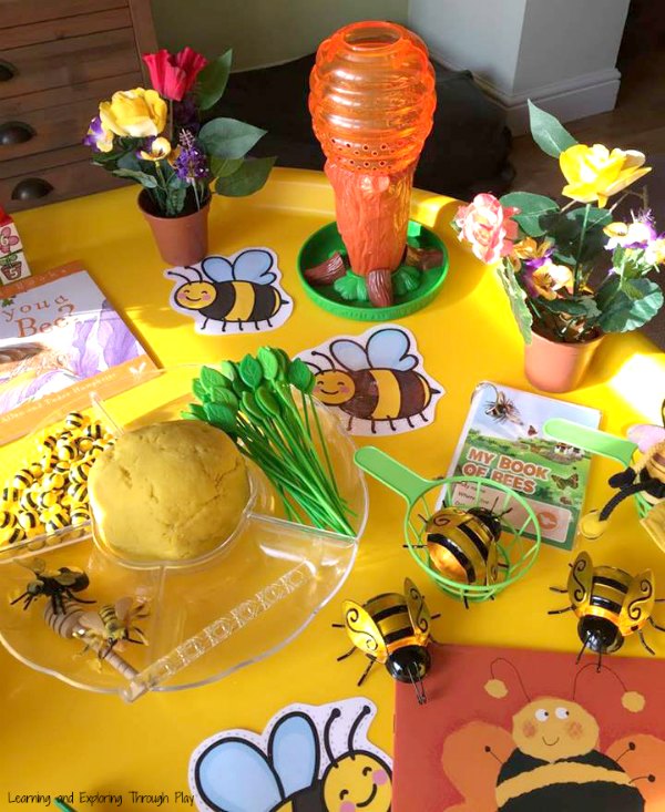 Bee Week Tuff Tray Bee Activities for Kids