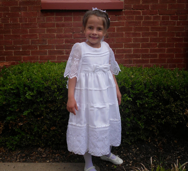 Never Give Up: Josefina's First Holy Communion