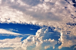 Hoch über der Erde in den Wolken... Hoch über der Erde in den Wolken...