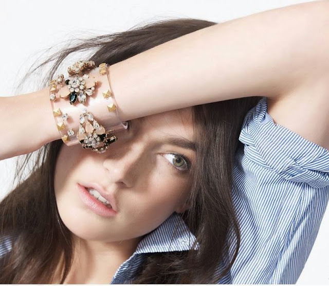 Carol Cassisa Pour Lily Bow Lucite Cuff main image 1