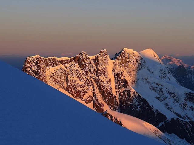 Breithorn widziany z Dufourspitze Breithorn widziany z Dufourspitze